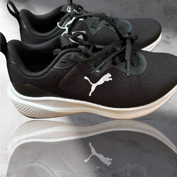 PUMA Ladies Skyrocket Black Sneaker Size 6 - Picture 5 of 7